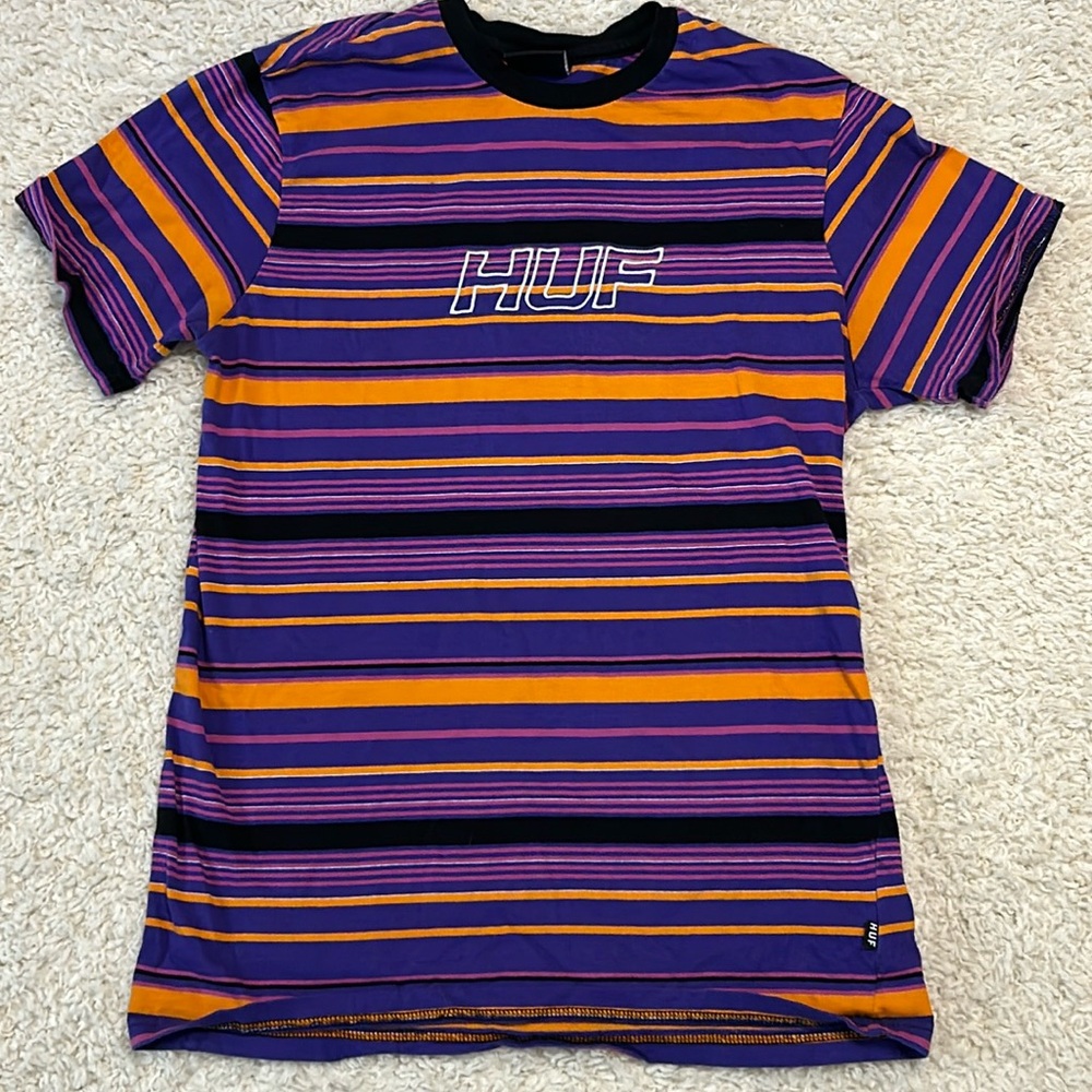 HUF M short sleeve striped t shirt in purples and orange in EUC